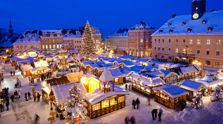 Schon vor 600 Jahren haben die Menschen Weihnachtsmärkte besucht. © Adobe Stock, StockPixstore